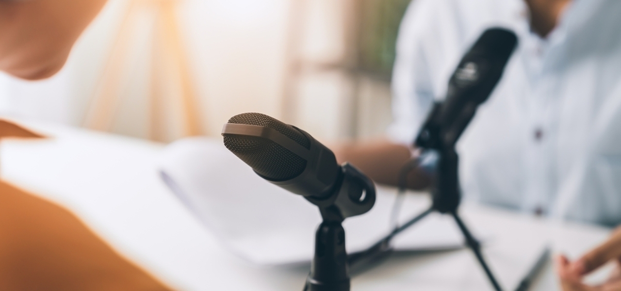 Interview podcast microphone