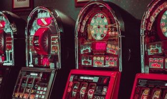 Gambling machines 9