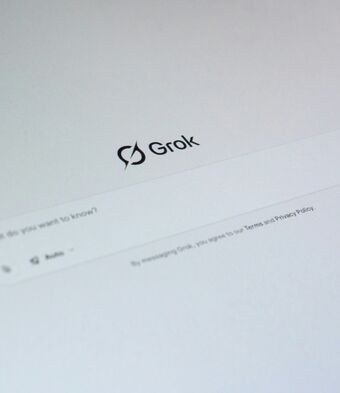 Grok x AI Prompt