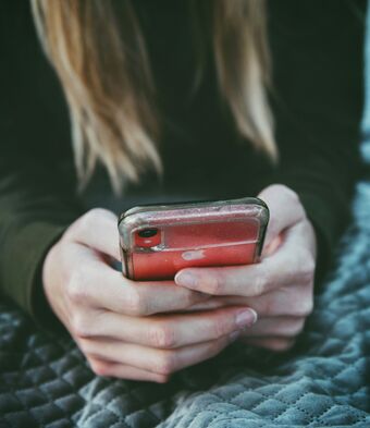 Phone bed teen